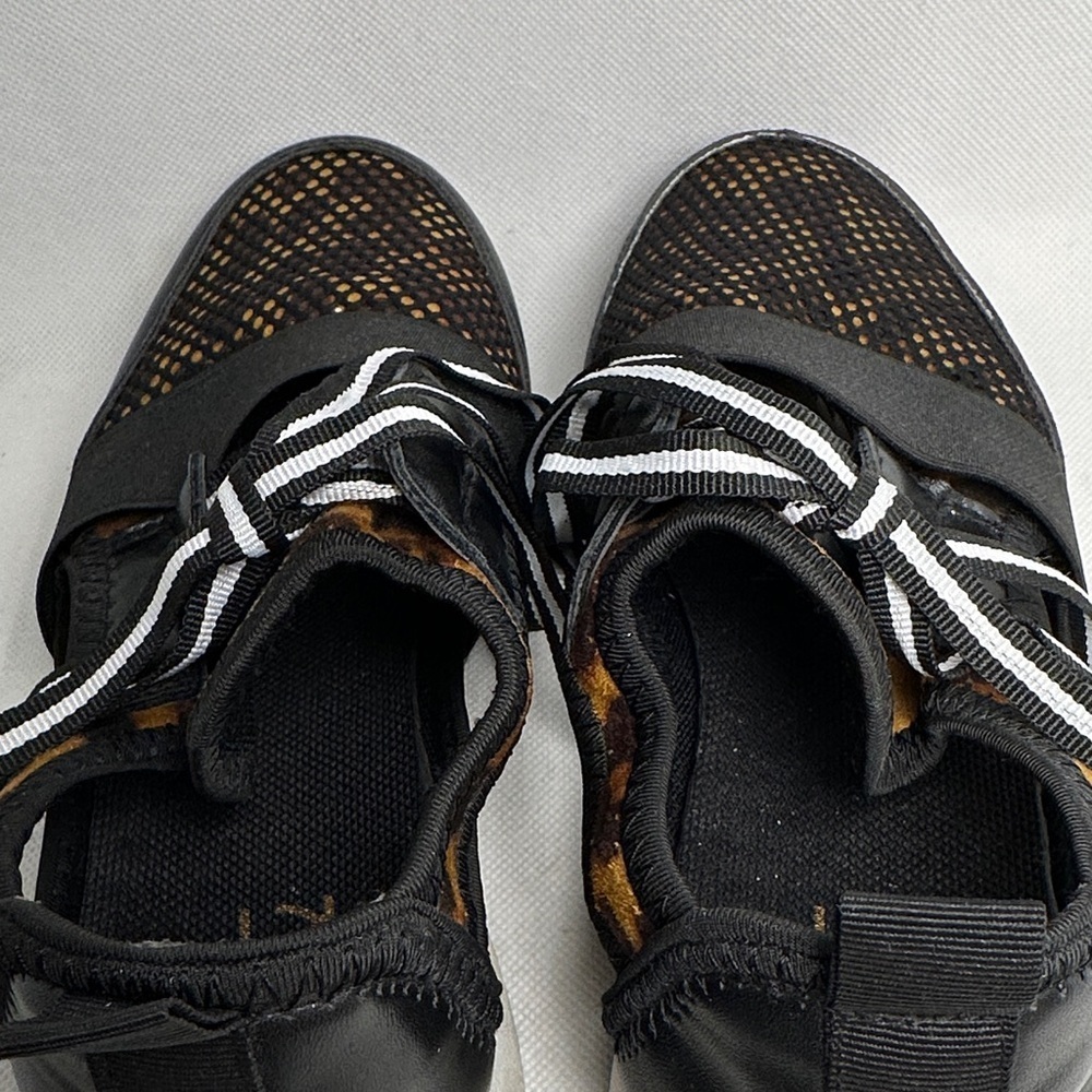 Yoki Leopard Print Fashion Athletic Sneaker Shoes Size 6 - Picture 9 of 10